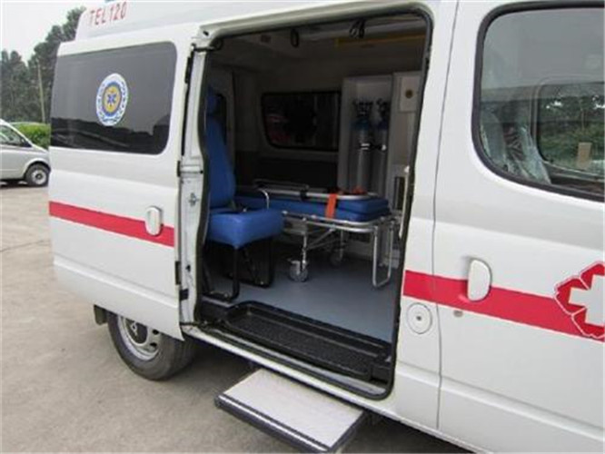 元宝山救护车出租服务案例7